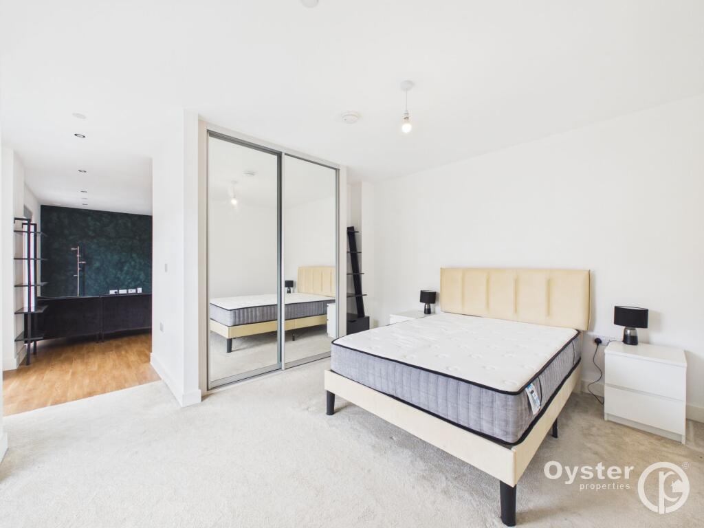 Apartment in London - View 5
