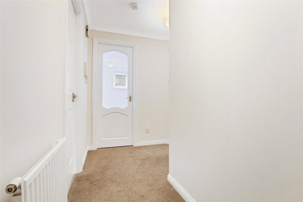 Apartment in Falkirk - View 5