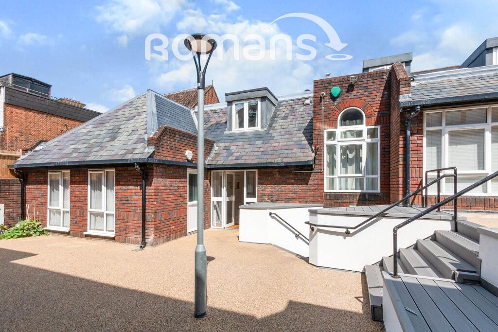 Main image of property: Wolverton Square, 15-16 London Street, Basingstoke, RG21