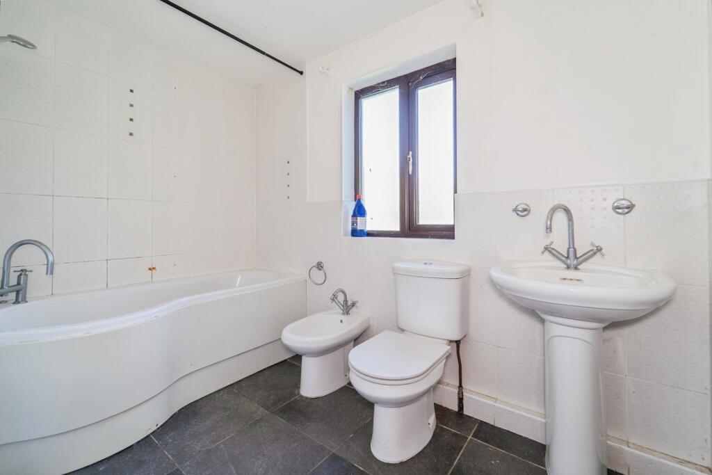 House in Swansea - View 5