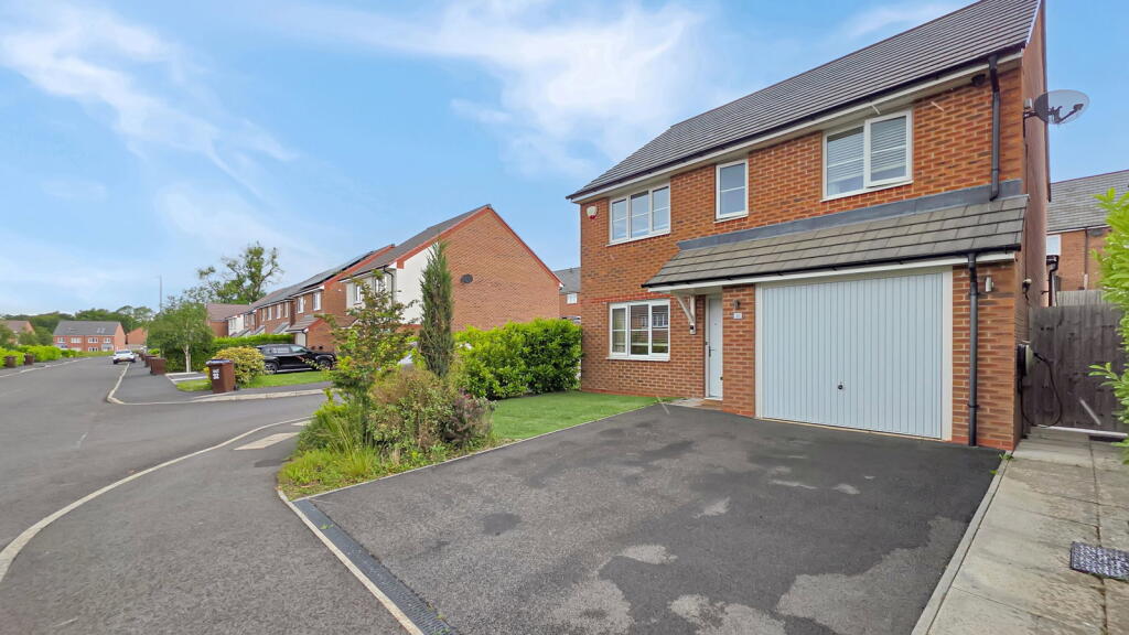Main image of property: Garrett Meadow, Tyldesley M29 8SD