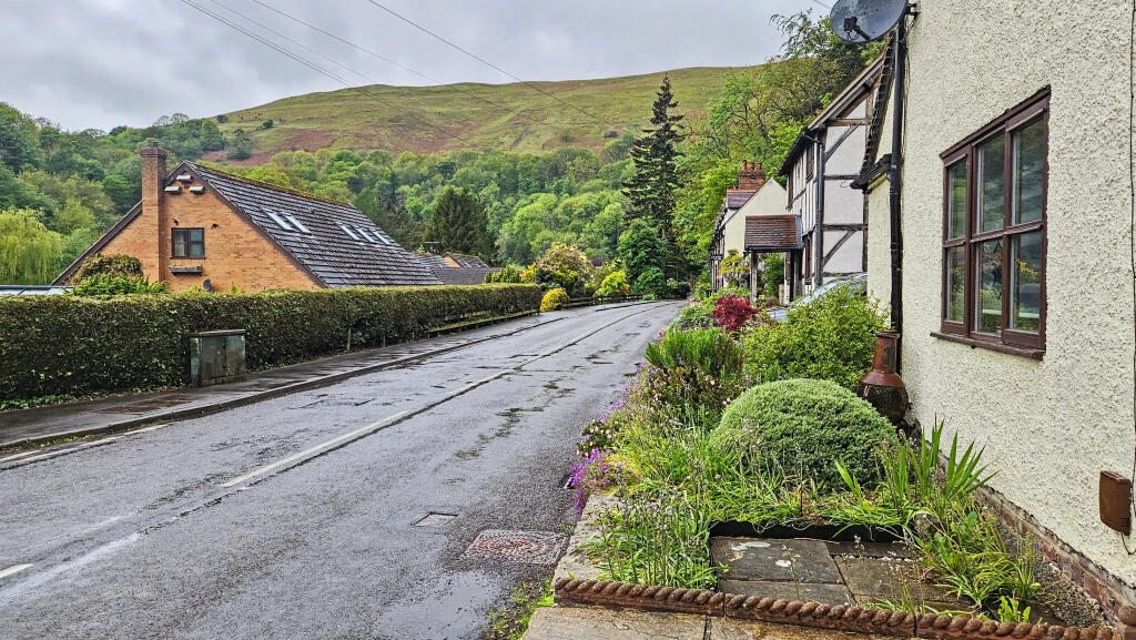 24 Ludlow Road, Church Stretton, Shropshire photo 2