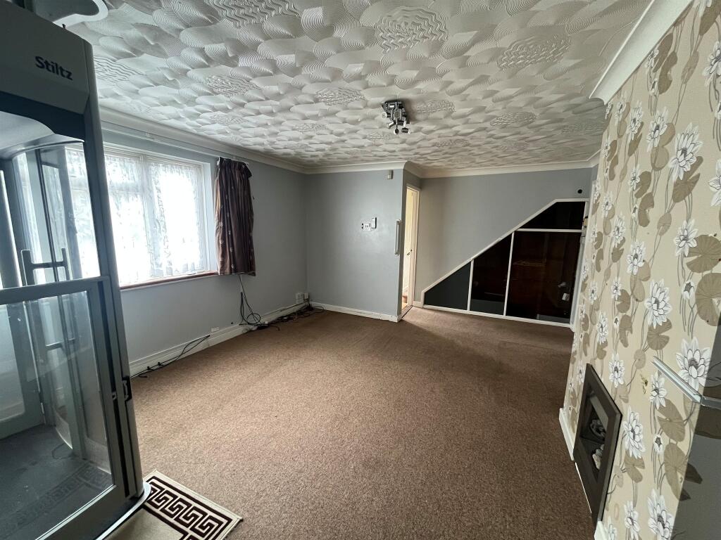 House in Portsmouth - View 4