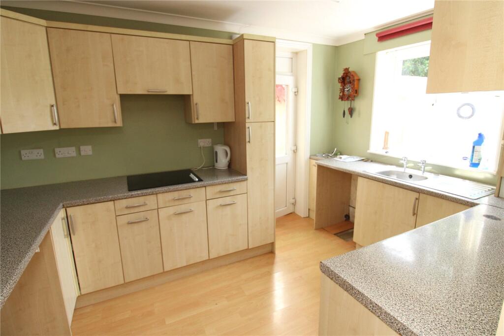 Northfield Avenue, Fareham, Hampshire, PO14 - View 3