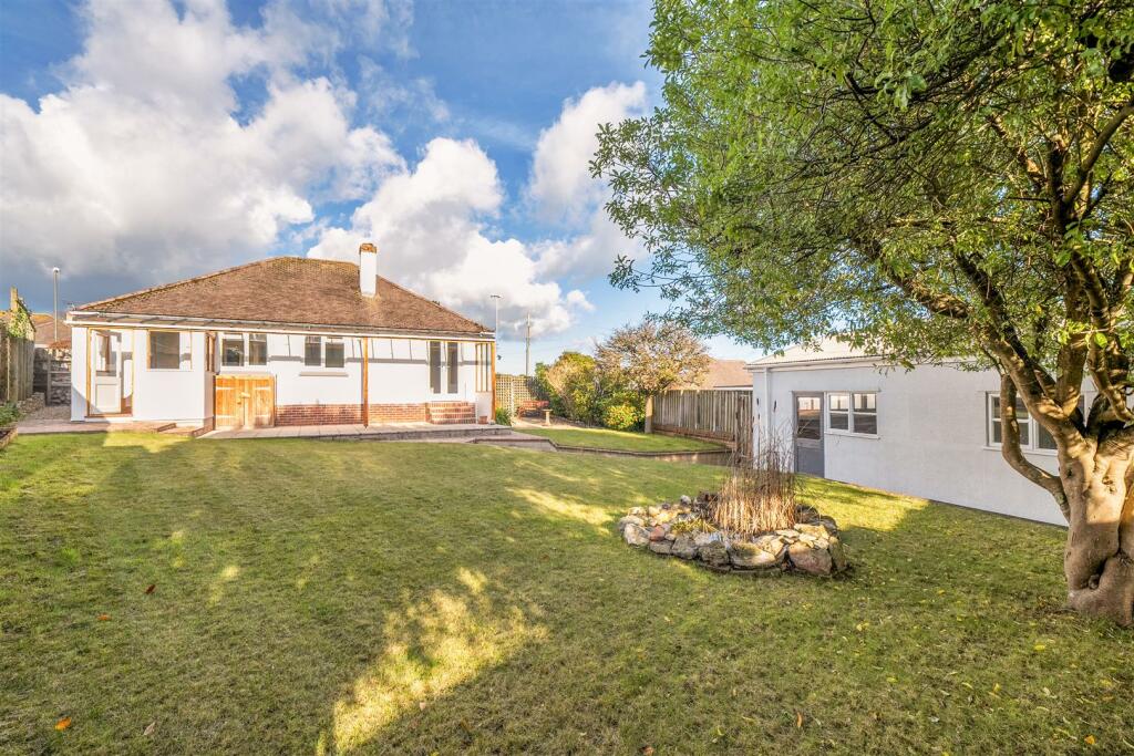 Broadsands Avenue, Paignton photo 2