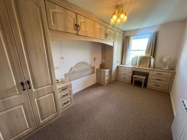 Apartment in Canterbury, Kent - View 4