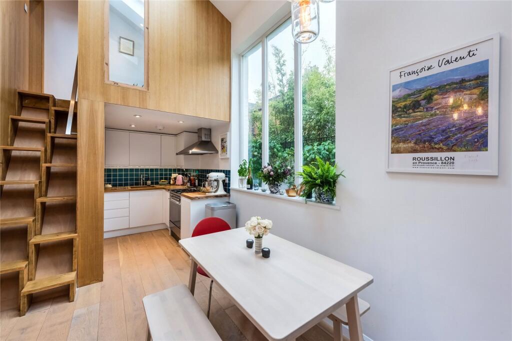 House in London - View 4