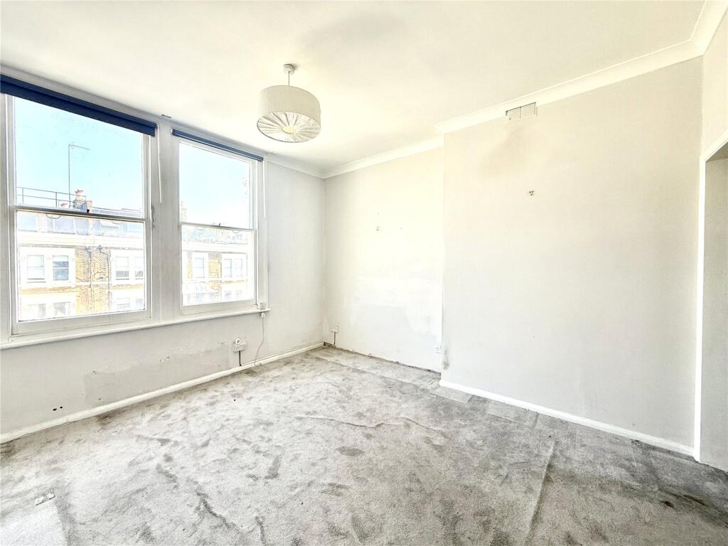 Apartment in London, Brook Green - View 2