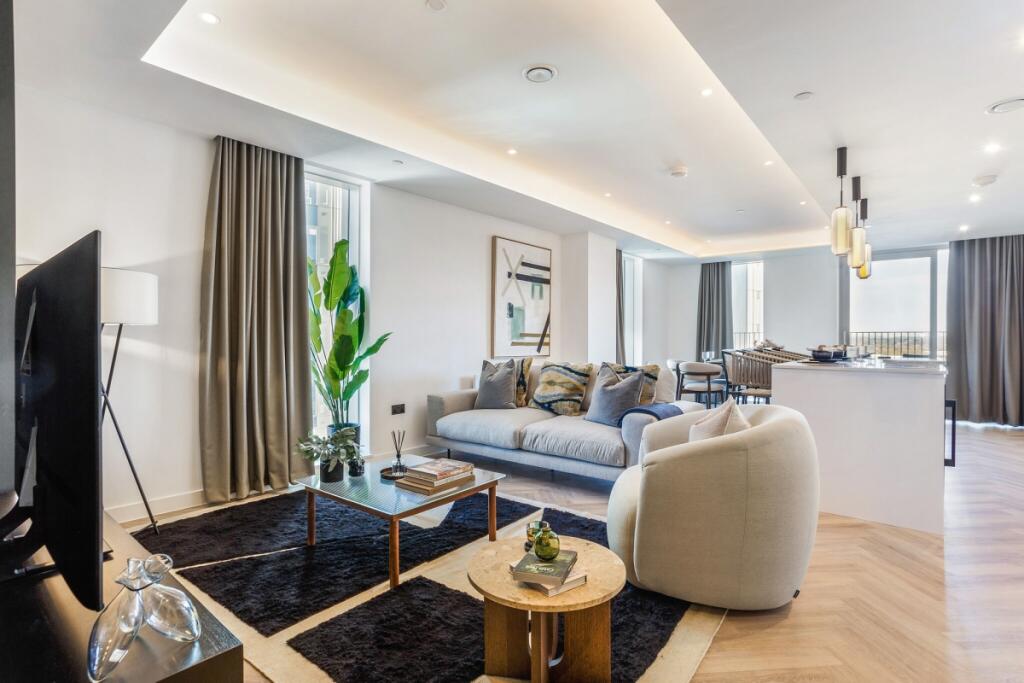 Apartment in Manchester - View 5
