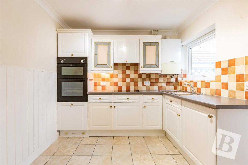 House in Brentwood, Essex - View 3