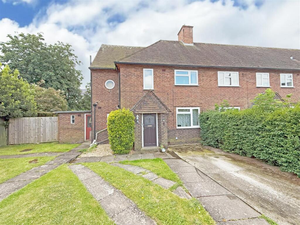 Main image of property: Abbots Close, Monkmoor, Shrewsbury