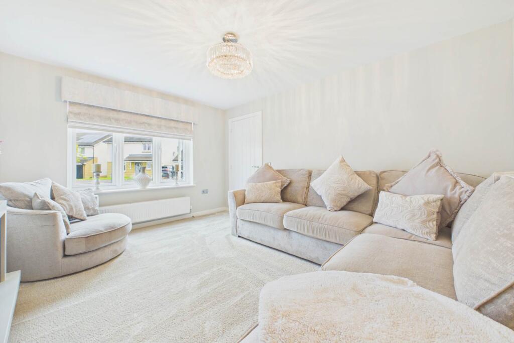 House in Cambuslang, Newton Farm - View 3