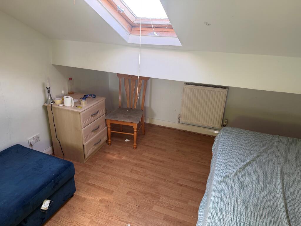 Apartment in Bradford - View 4