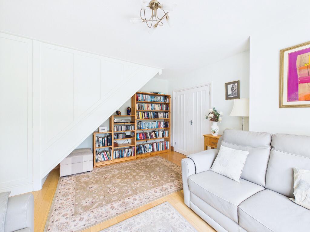 House in St Neots, Crosshall - More