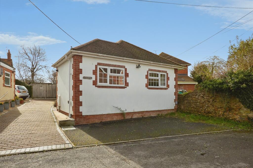 Main image of property: Tomlins Lane, Gillingham