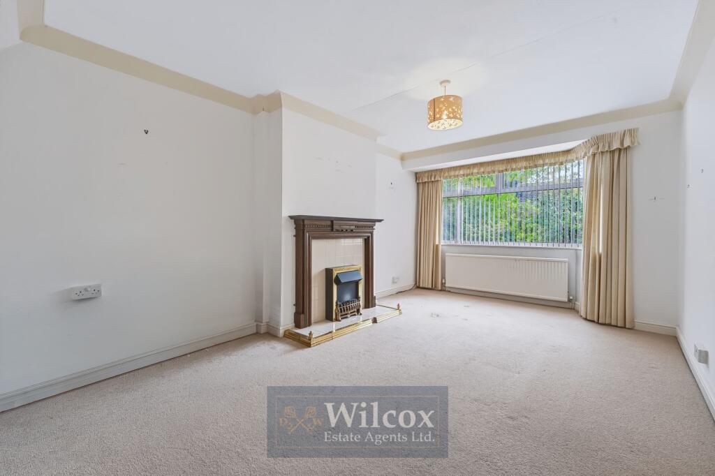 Birtenshaw Crescent, Bromley Cross, BL7 photo 2