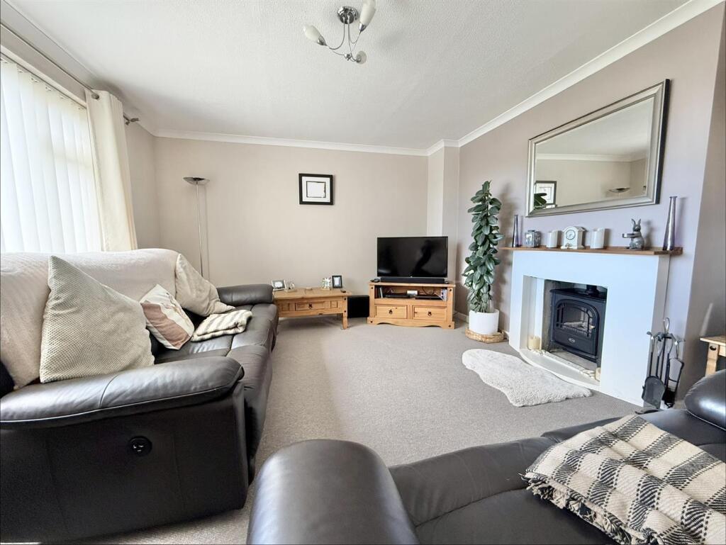 House in Mid Suffolk, Thorpe Street, Hinderclay - View 4