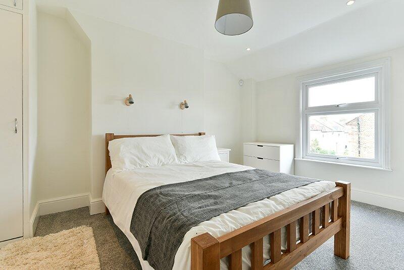 Ravenslea Road, 
Wandsworth Common, SW12 - View 5