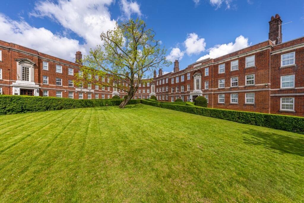Main image of property: Flat 31 Yew Tree Court, Bridge Lane, Temple Fortune, NW11 0RA