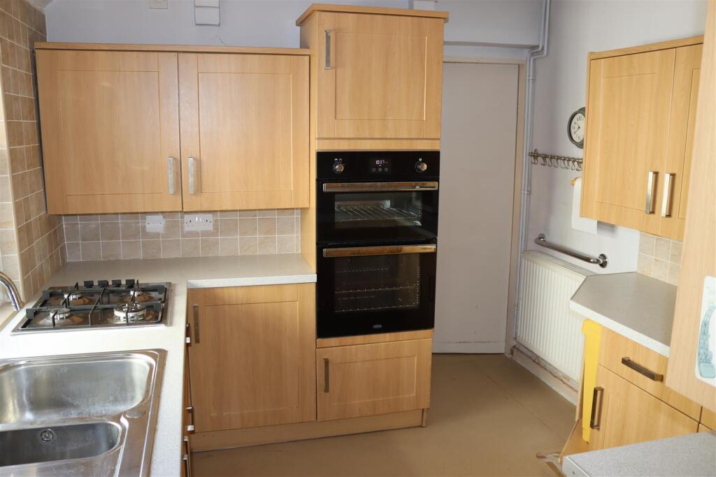 Brookland Road, Walsall Wood - Vista 6