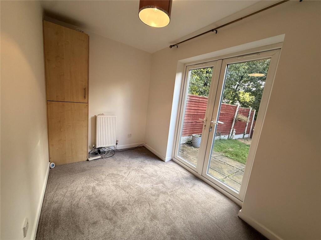Apartment in Preston - View 5