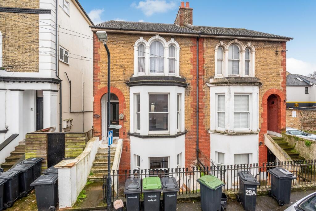 Main image of property: Cobham Street, Gravesend, DA11