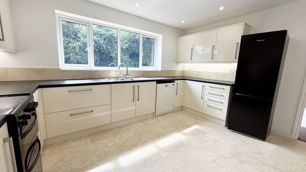 House in Northampton - View 3