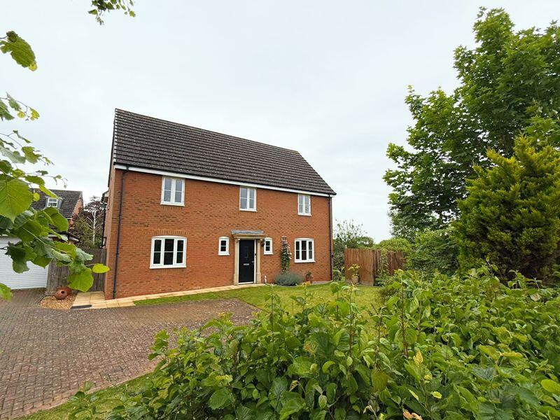 Hanslope photo 2