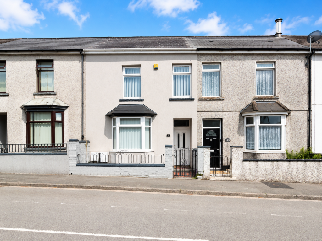 Main image of property: Abernant Road, Abernant, Aberdare, Rhondda Cynon Taf