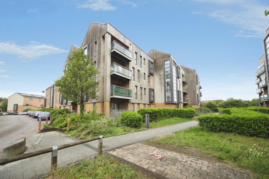 Main image of property: Richmond Drive, Houghton Regis, Dunstable