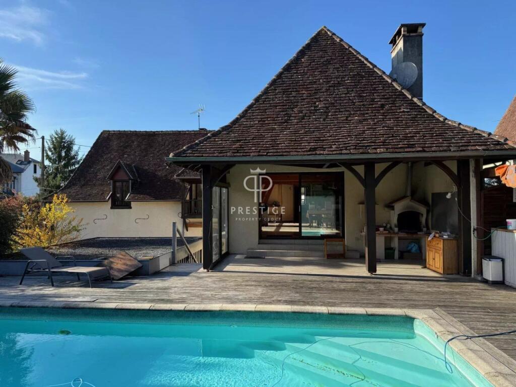 Main image of property: Aquitaine, Pyrénées-Atlantiques, Salies-de-Béarn