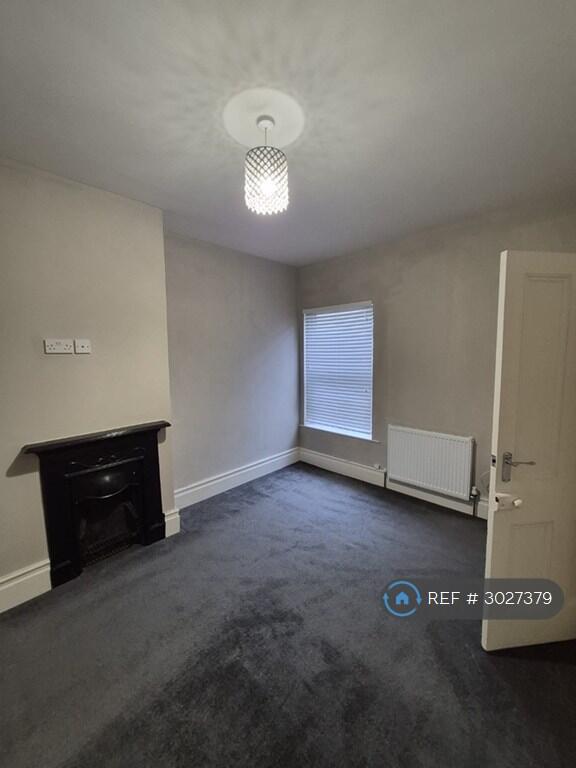 Apartment in Widnes, Halton - View 3