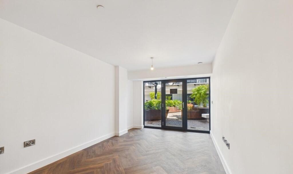 Apartment in Birmingham, Jewellery Quarter - View 4