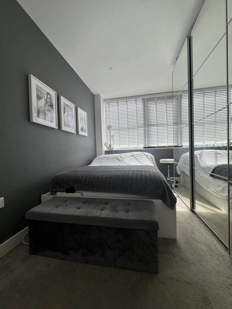 Apartment in Harrow - View 5