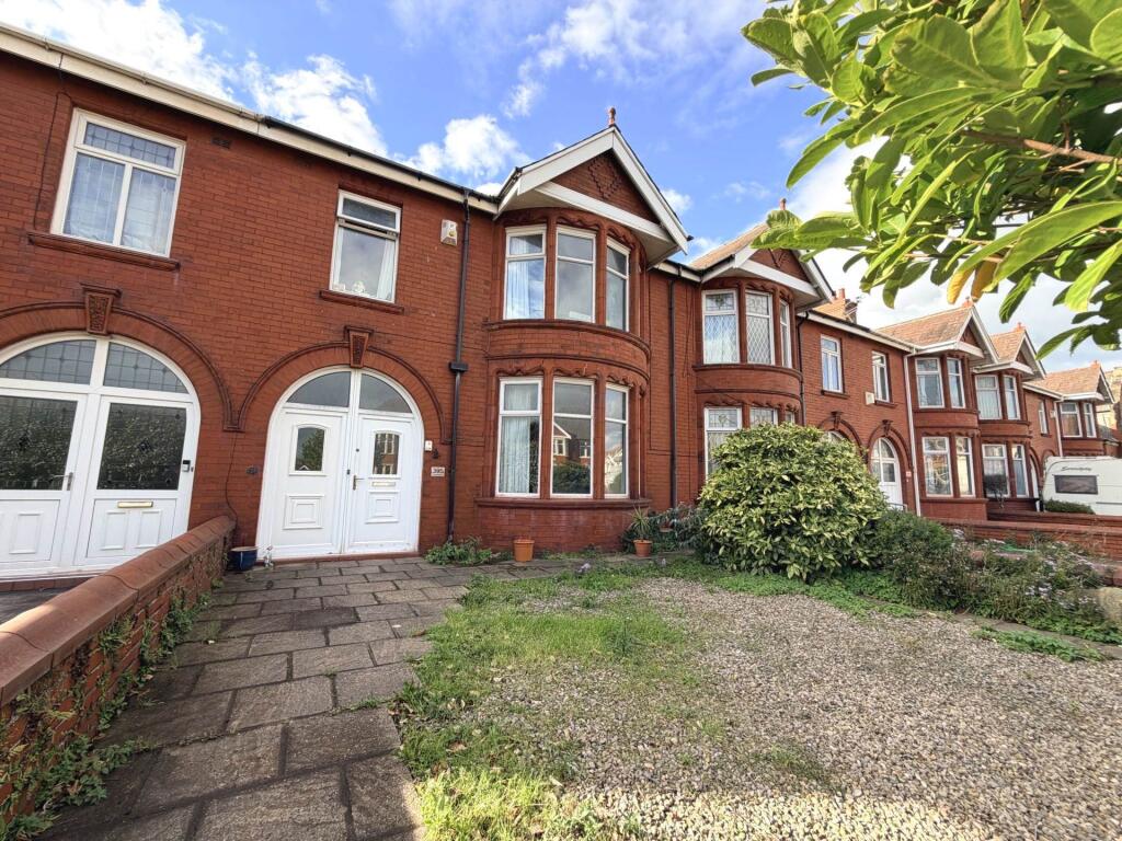 4-bed semi-detached on Lytham Road, Blackpool, FY4 1EB, £169,950