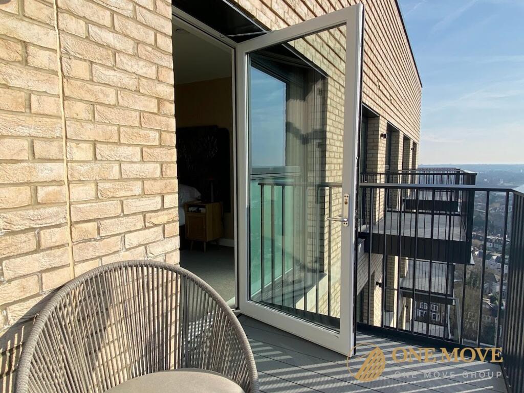 Apartment in Twickenham - More