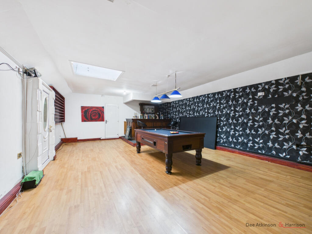 Smook Hills Road, Hollym, HU19 2QQ - More