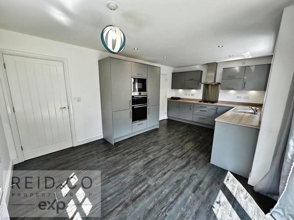 House in Preston, Lea - View 4