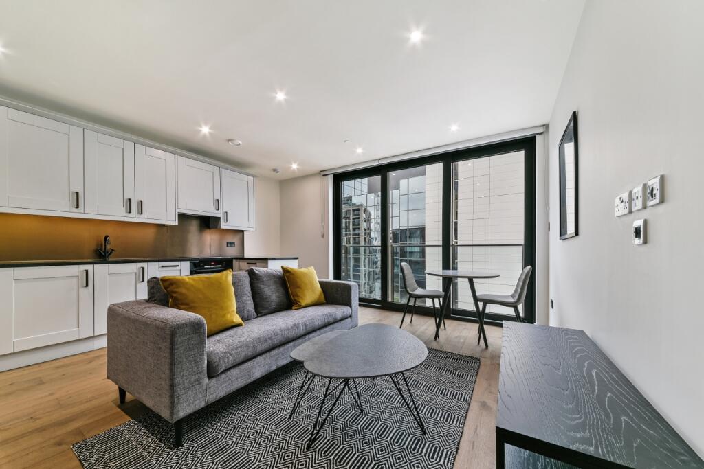 Studio flat for rent