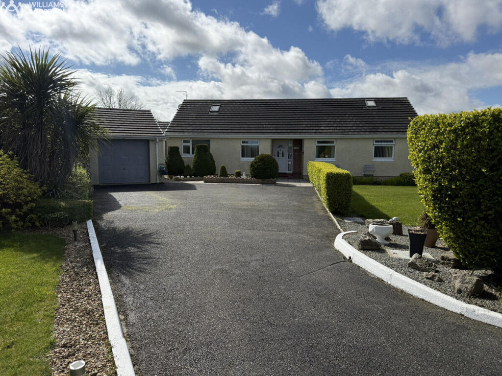 Off the B5110, Brynteg, Anglesey, LL78 - View 2