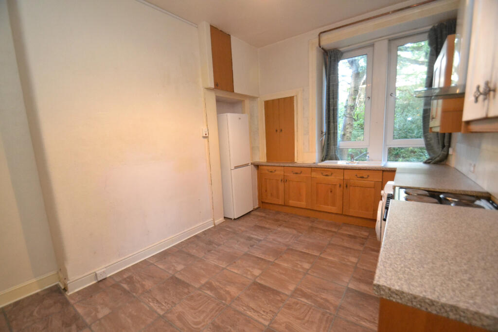 Apartment in Glasgow, Waverley Park, Langside - More