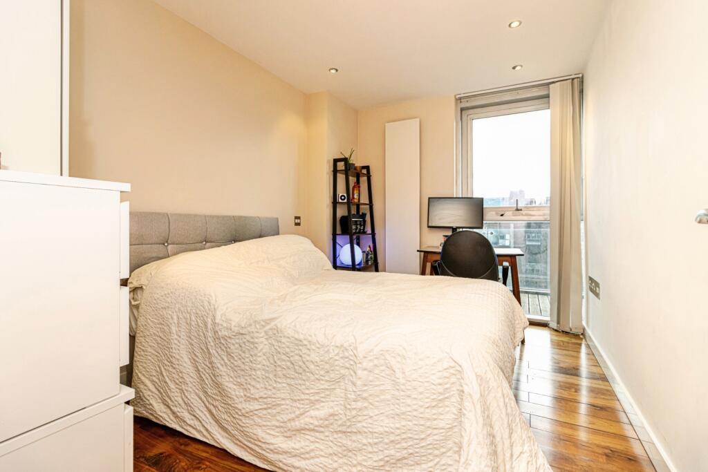 Apartment in Salford, Trinity, Lower Broughton - More