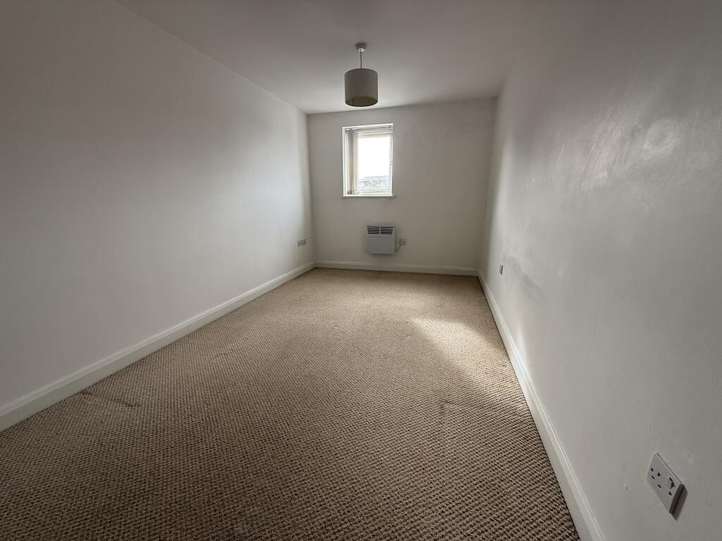 Apartment in Chester - View 5