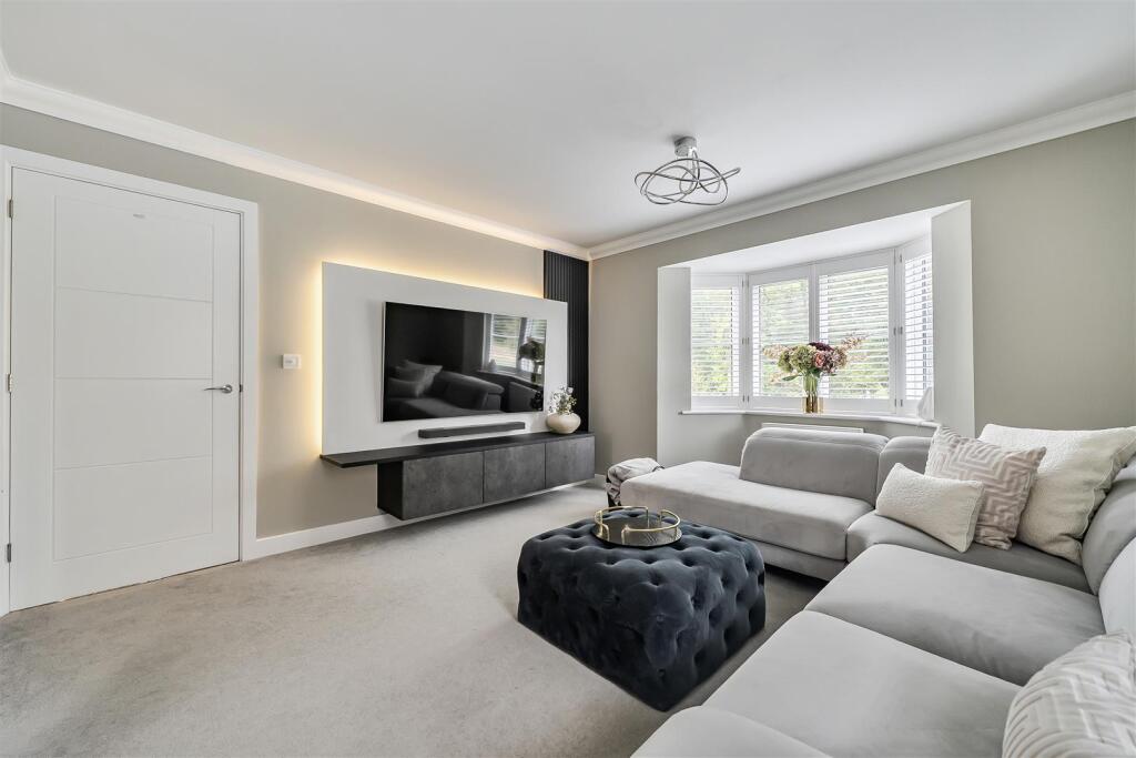 House in Reading - More