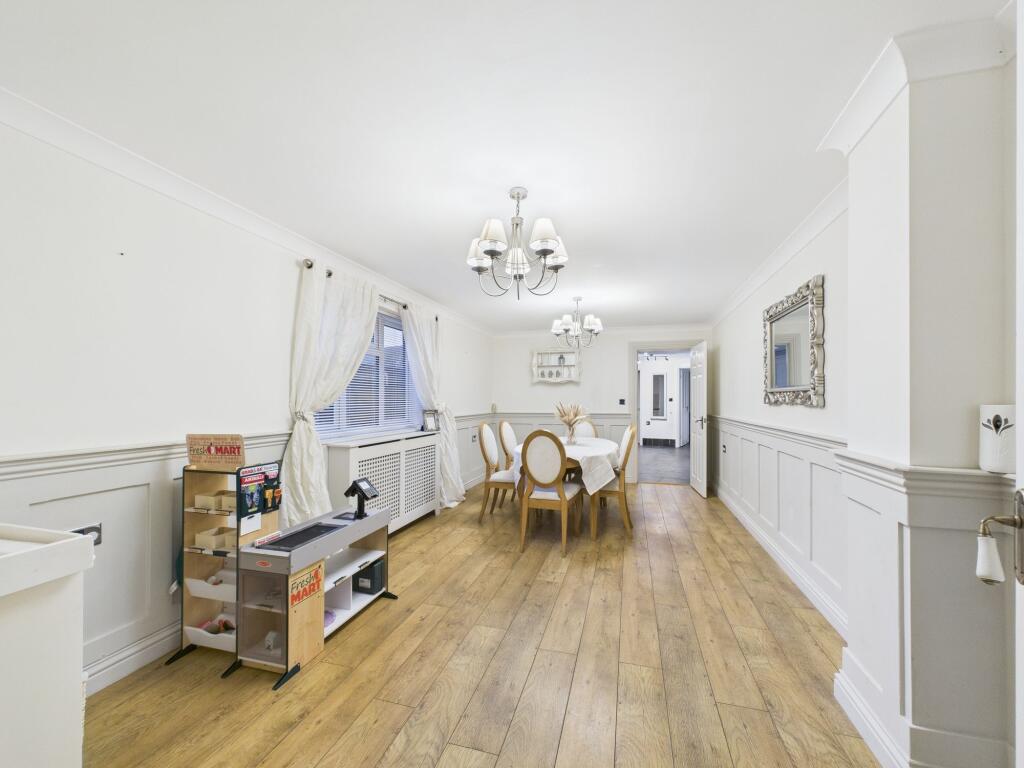 House in Peterborough - View 5