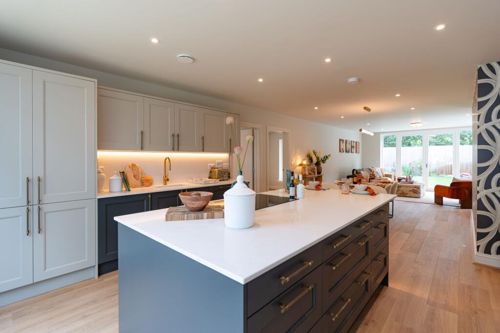 New Lincoln Meadow, Standlake, OX29 - View 2