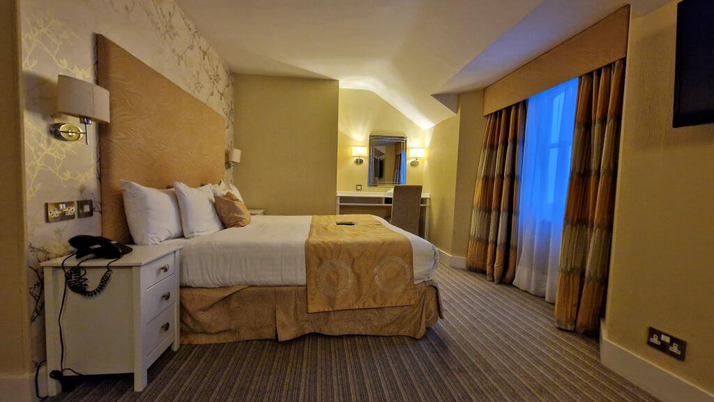 Apartment in Brighton - View 4