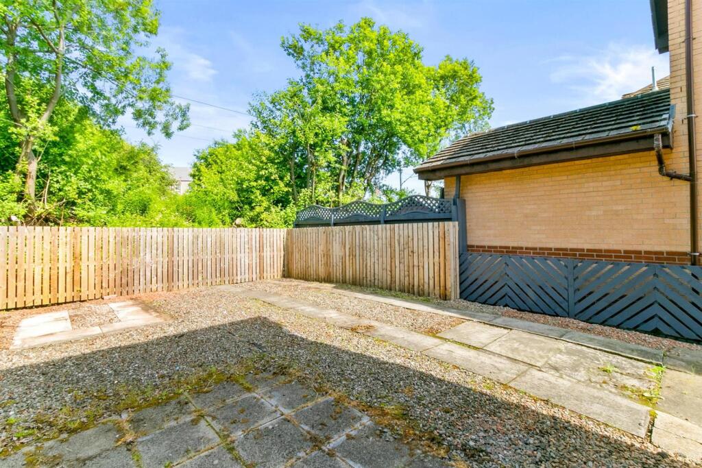 House in Glasgow, West Dunbartonshire - View 4