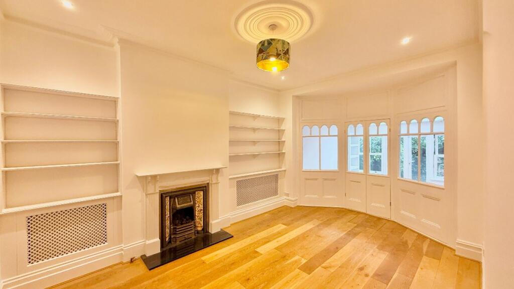 Main image of property: Alexandra Park Road, London N10