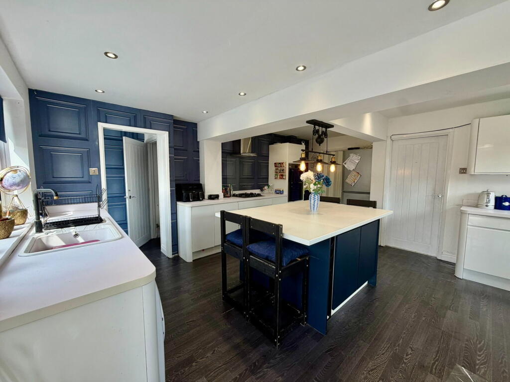 Main image of property: Rock Road,Lowestoft,NR32 3NZ